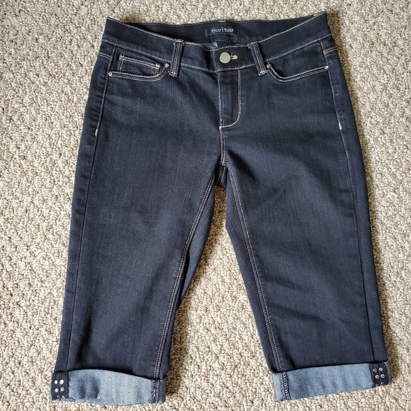 WHBM/ Black Pedal Pushers - Picture 5 of 10